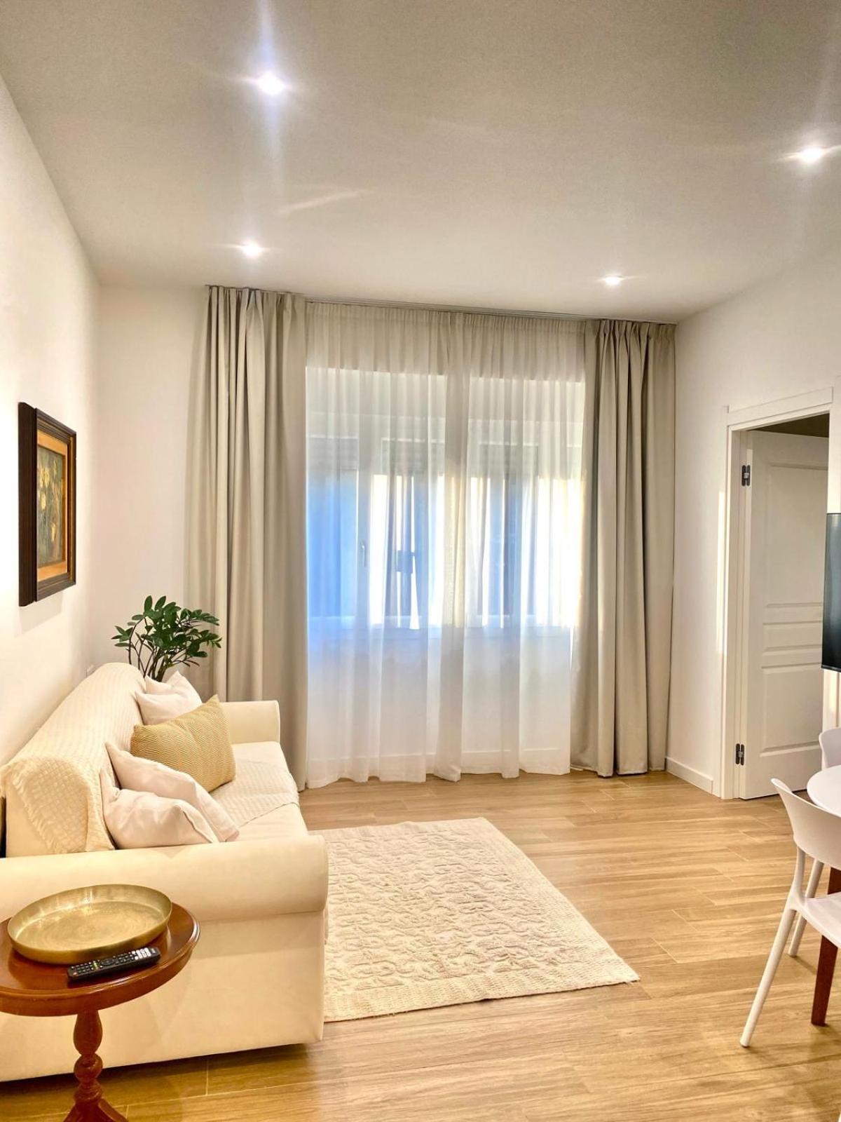 Feel Boutique Rooms Oristano Exterior foto